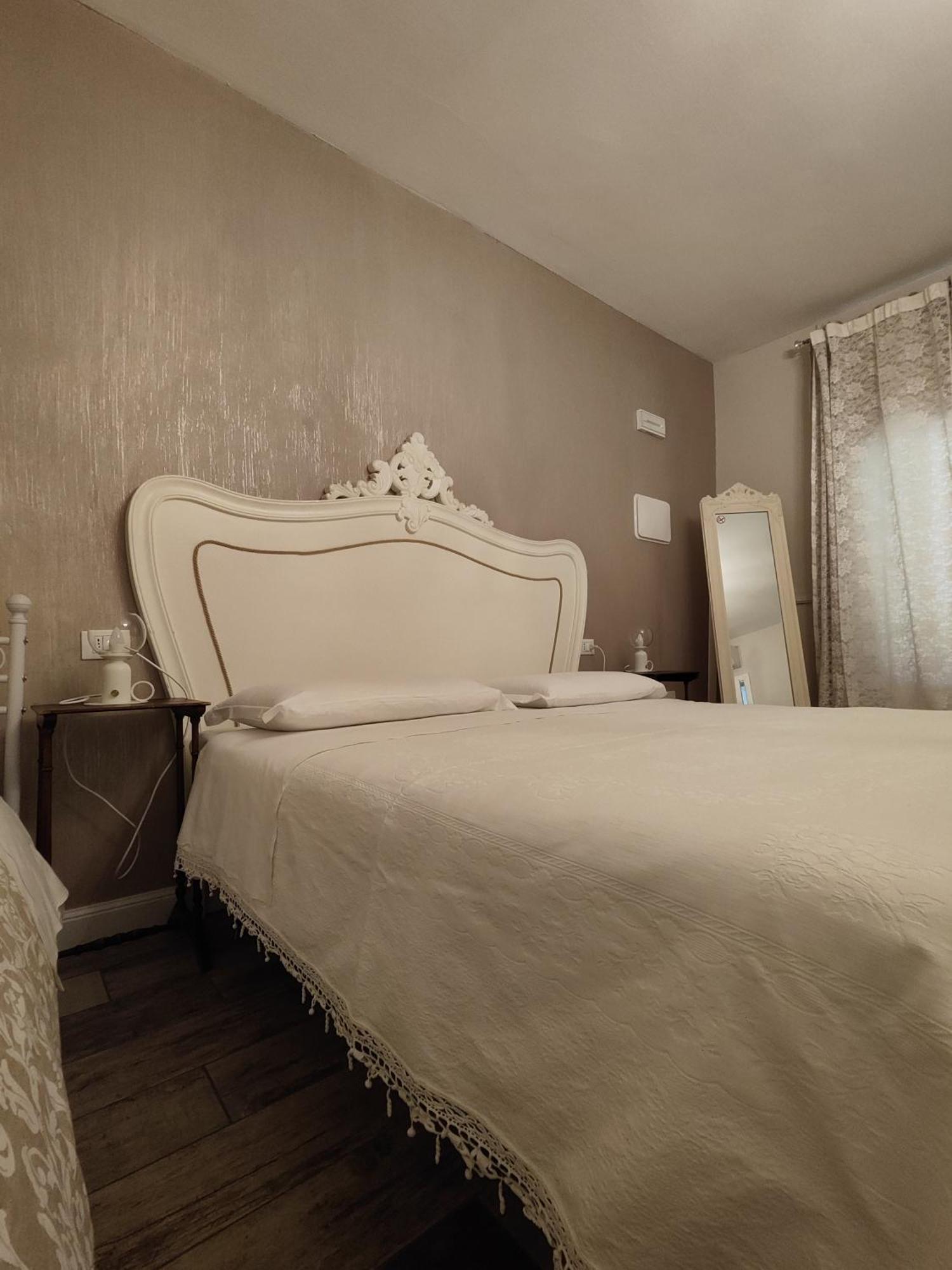 Garda Relais Antica Romelia Bed & Breakfast Montichiari Ngoại thất bức ảnh