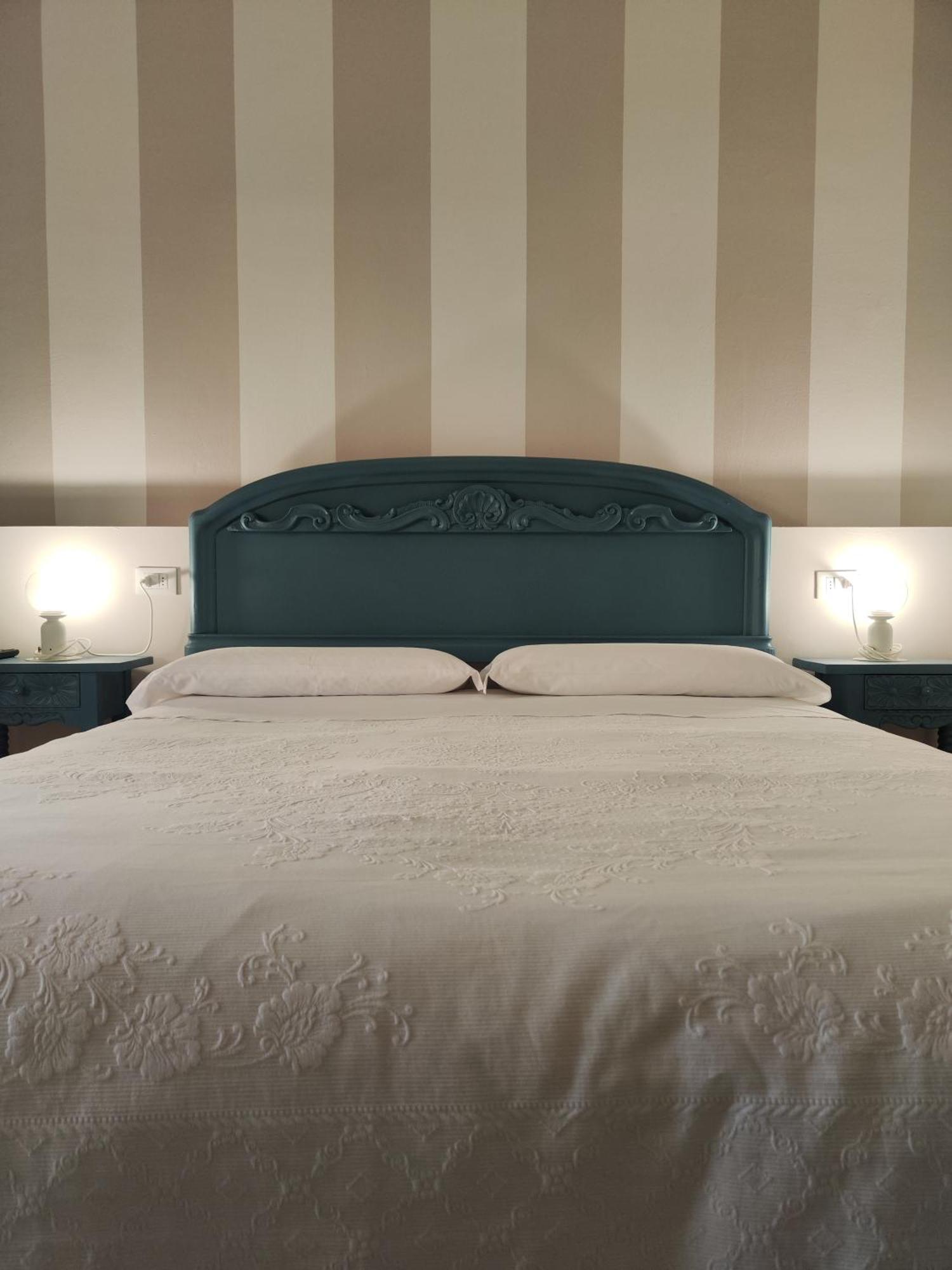 Garda Relais Antica Romelia Bed & Breakfast Montichiari Ngoại thất bức ảnh