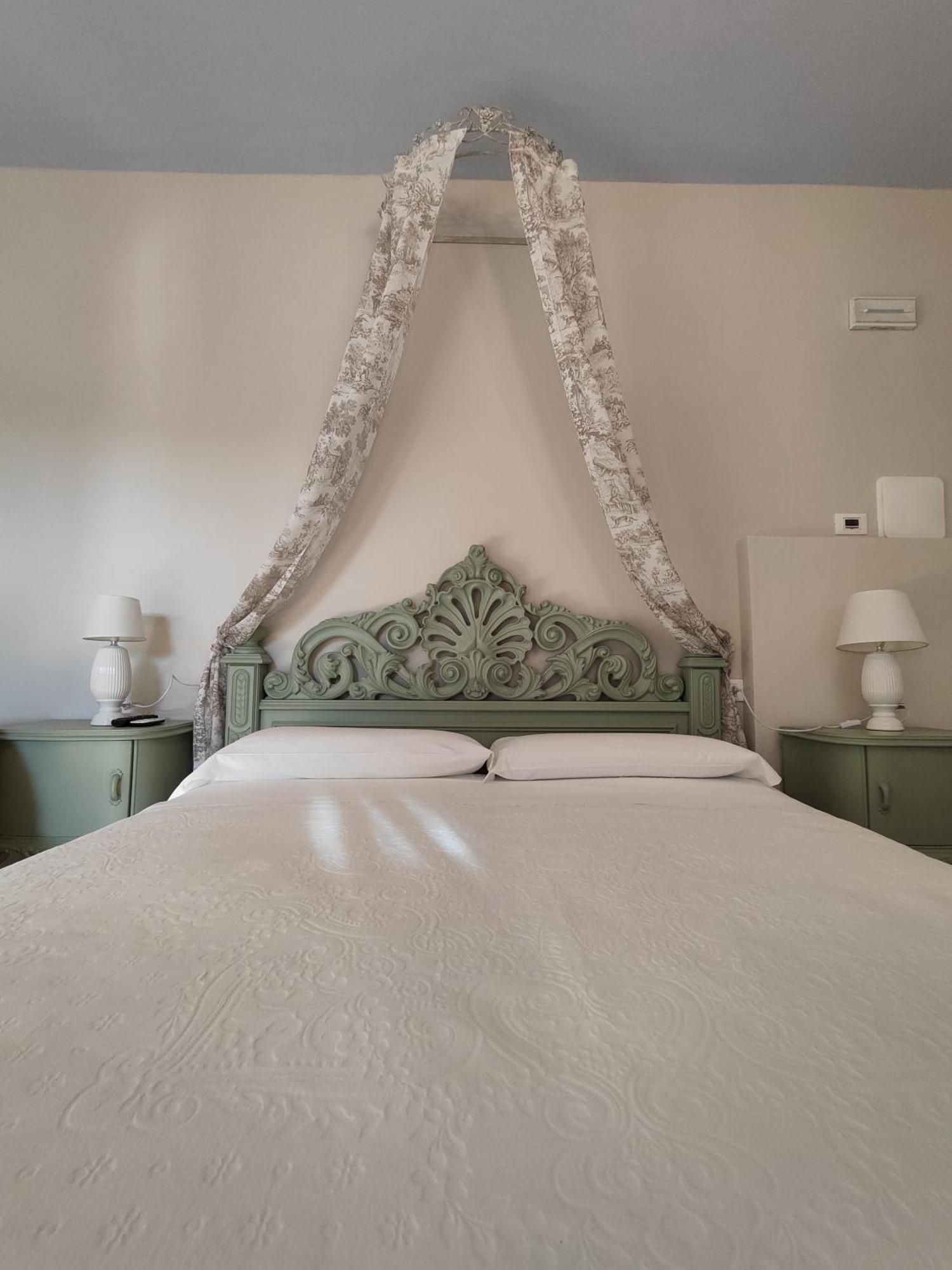 Garda Relais Antica Romelia Bed & Breakfast Montichiari Ngoại thất bức ảnh