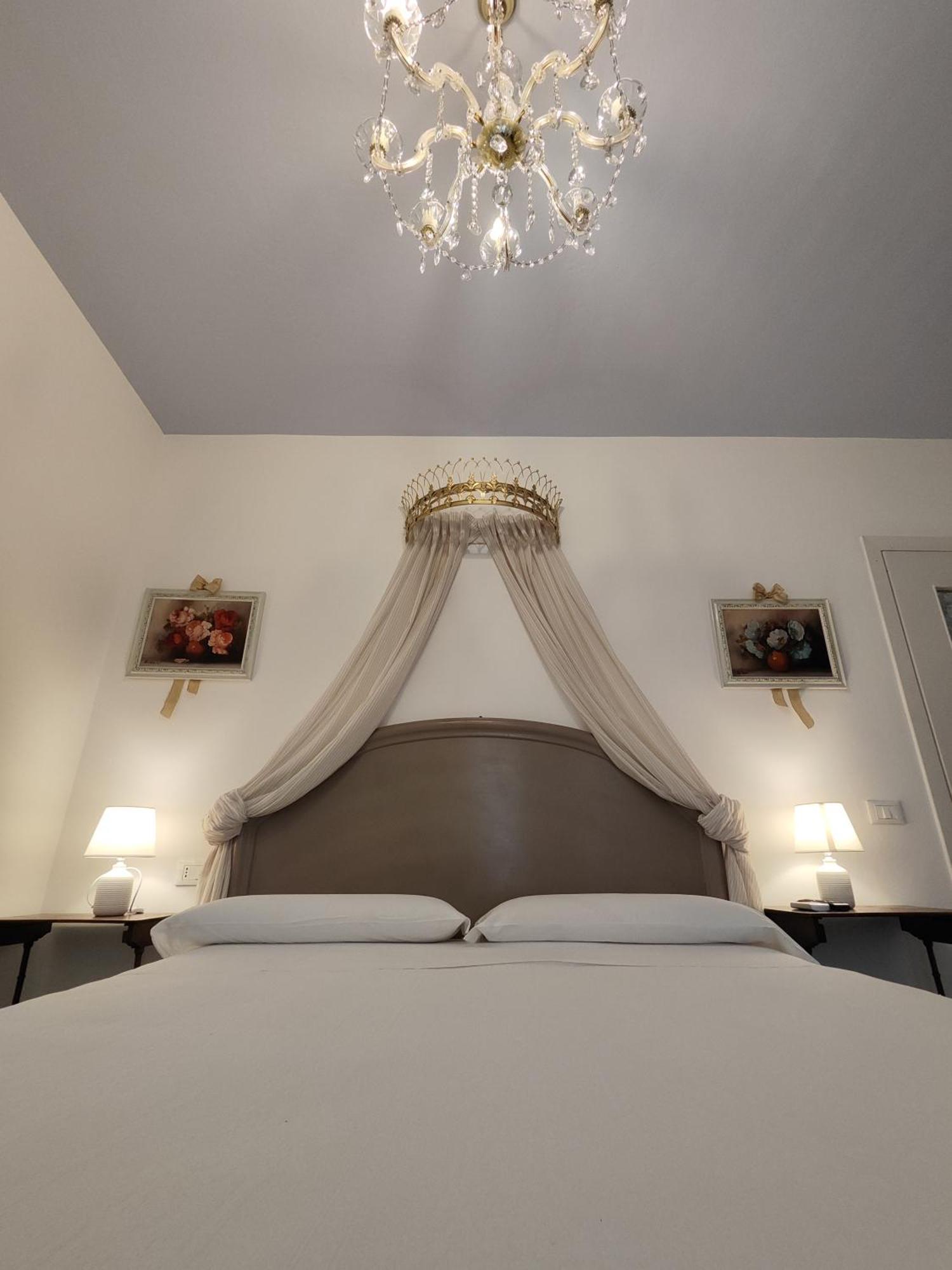 Garda Relais Antica Romelia Bed & Breakfast Montichiari Ngoại thất bức ảnh