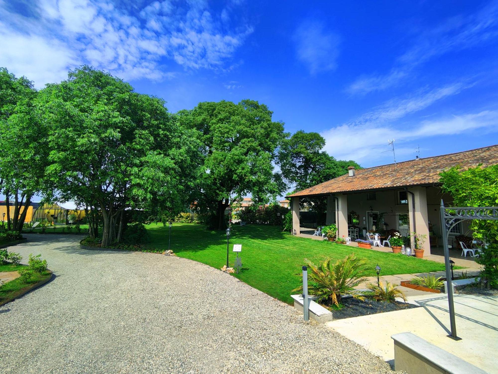 Garda Relais Antica Romelia Bed & Breakfast Montichiari Ngoại thất bức ảnh
