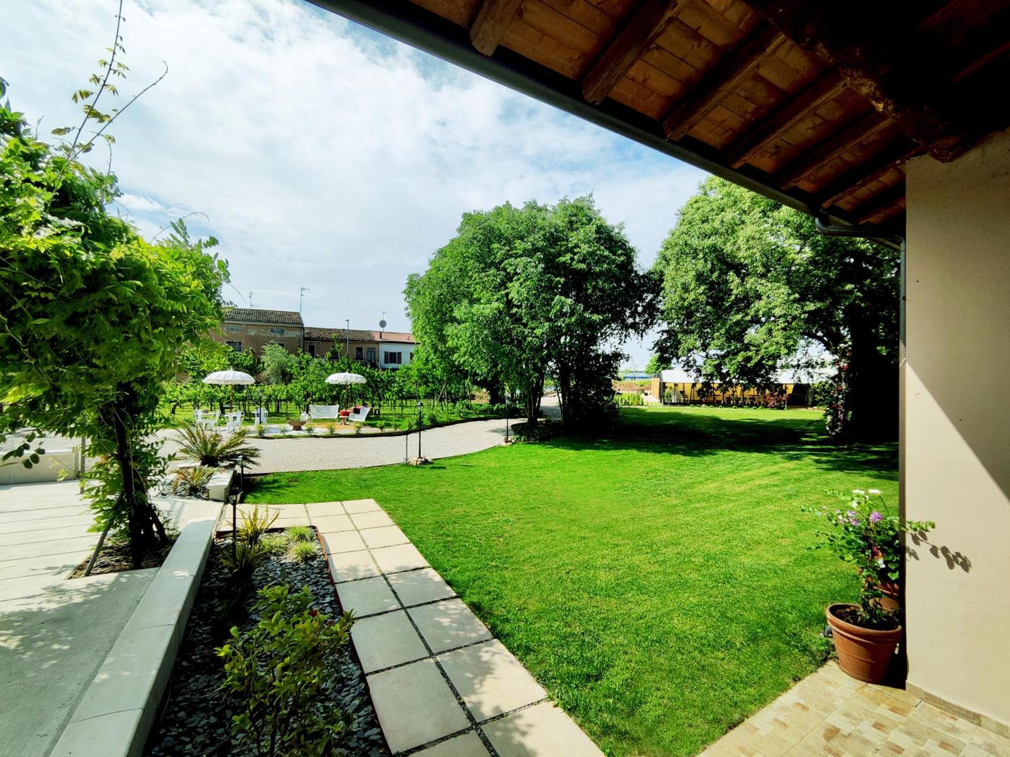 Garda Relais Antica Romelia Bed & Breakfast Montichiari Ngoại thất bức ảnh